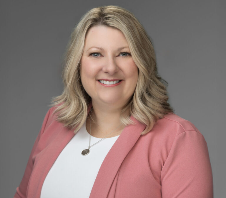 Amanda MacDonald