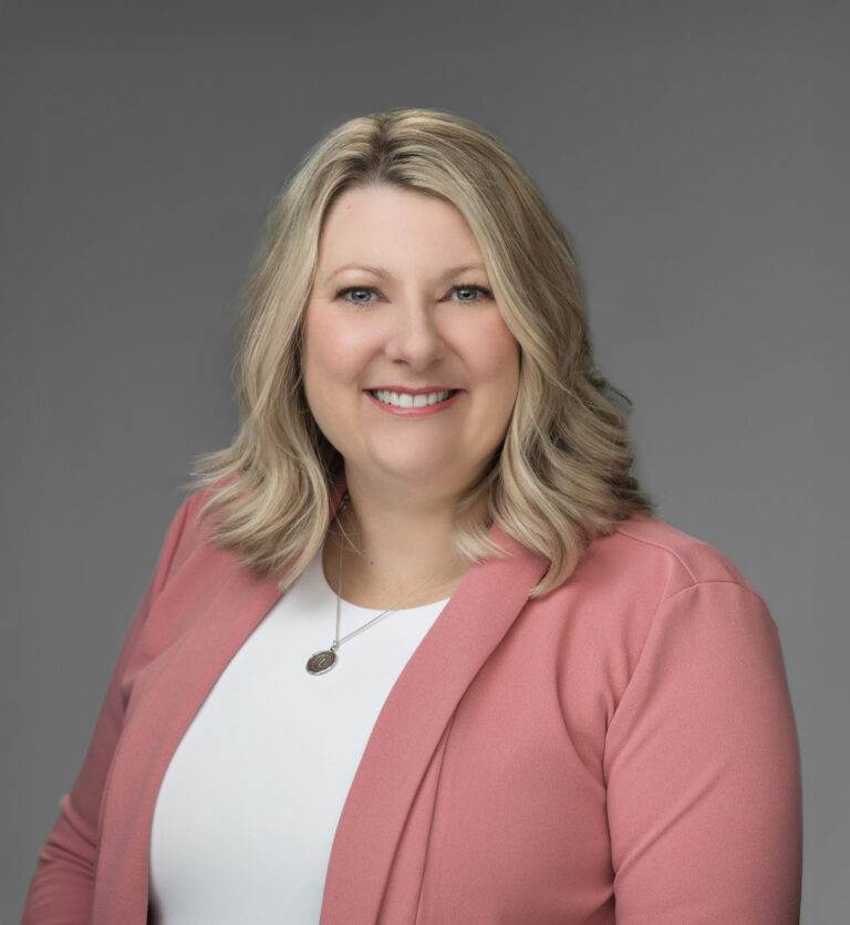 Amanda MacDonald